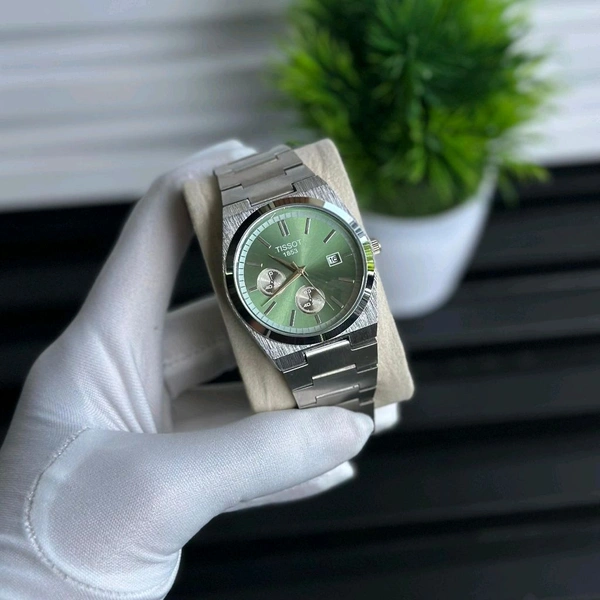 Most Demanded Analog Quartz Movement Watch With High Quality Strap Best finishing Body & Case - SRB5