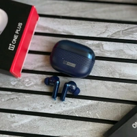 New Wireless Earphone with 5-Hour Call Time | High Sound & Mic Quality | 500mAh Battery | Signature Sound - Blue