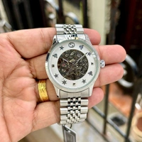 ANALOG AUTOMATIC TOP QUALITY COLLECTION WITH HIGH QUALITY STRAP BEST FINISHING BODY & CASE
 - Silver