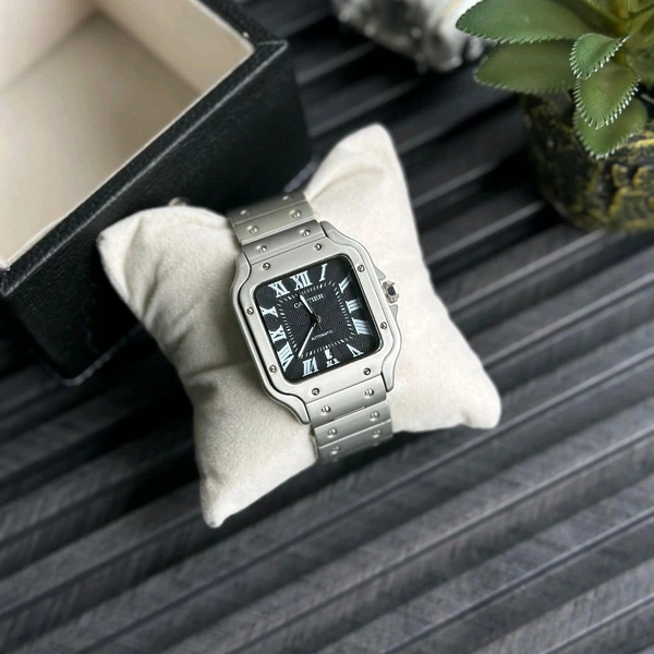 Most Demanded Analog Watch With High Quality Strap Best finishing Body & Case - Black
