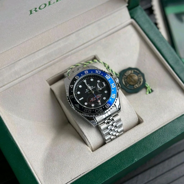 Most Demanded Analog Watch With High Quality Strap Best finishing Body & Case - SRB5