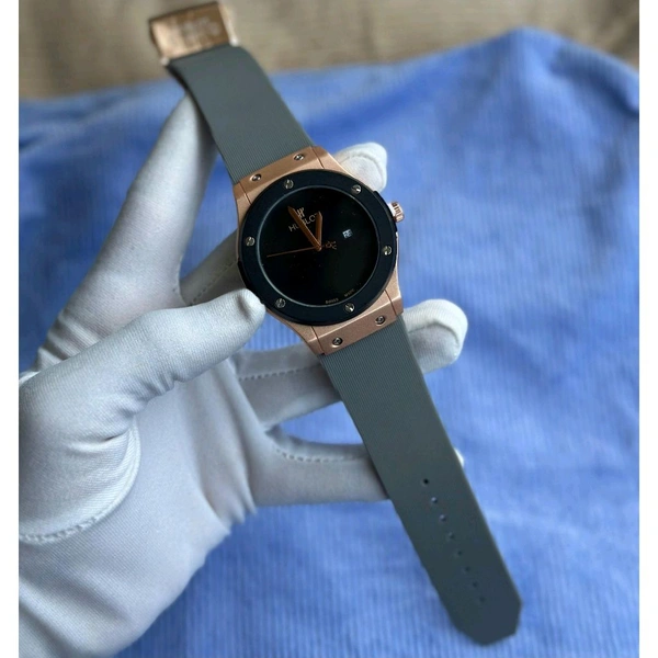 Most Demanded Analog High Quality Watch With High Quality Strap Best finishing Body & Case - STV7
