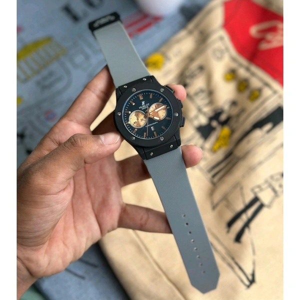 Most Demanded Analog High Quality Watch With High Quality Strap Best finishing Body & Case - STV2