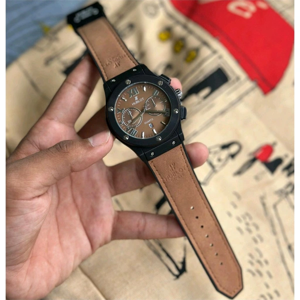 Most Demanded Analog High Quality Watch With High Quality Strap Best finishing Body & Case - STV4