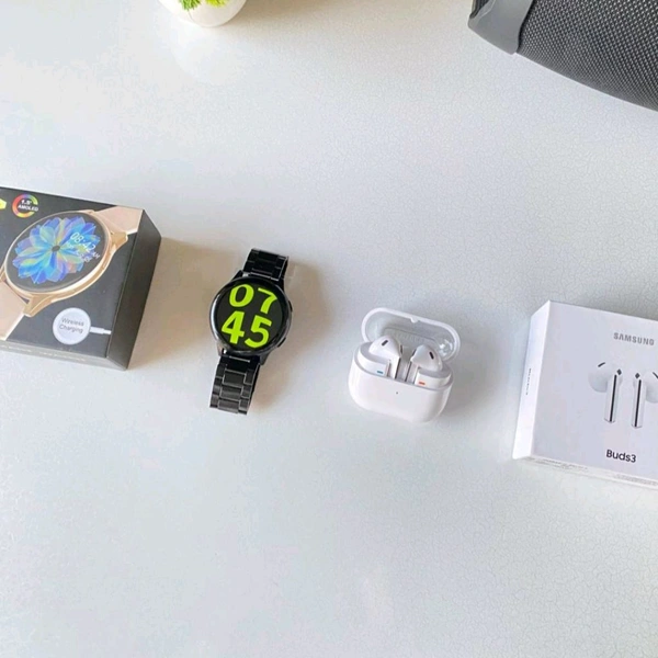 Most Awaited Budget Combo | Active 2 Amoled Display Smartwatch And Buds 3 Pro Best Quality Earphone
 - White