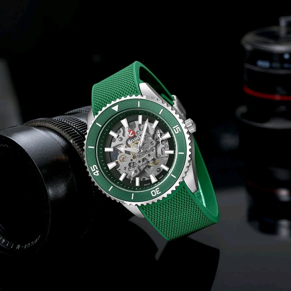 Analog Captain Cook 43mm Hot Selling Watch
 - SRB4
