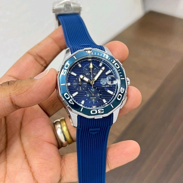 Analog Aquaracer Chronograph Trusted battery operated Quartz date Machinery Watch