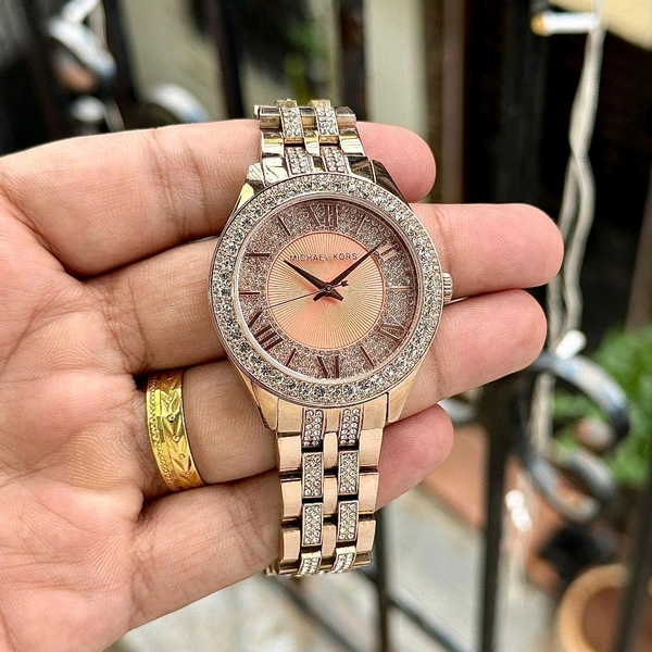 Analog MK4710 – Quartz Movement Watch