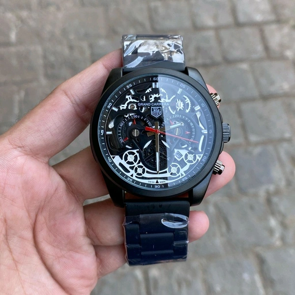 Analog CR7 Trusted High Quality Chronograph machinery Watch  - Black