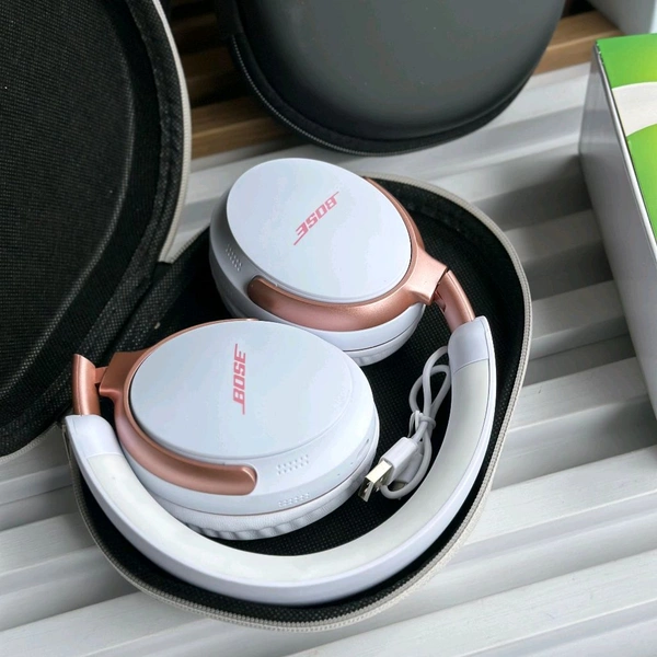 New Wireless Headphones – BT Earphone, Over Ear Headphones With Built-in Mic - Upto 8 Hours Playtime, Heavy Sound And Bass Quality, Perfect For Everyday Use - White