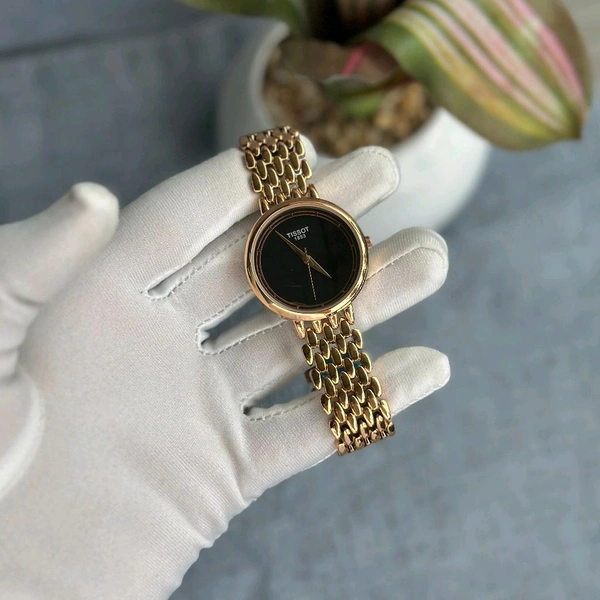 Most Demanded Analog Quartz Movement Collection With High Quality Strap Best finishing Body & Case - Black