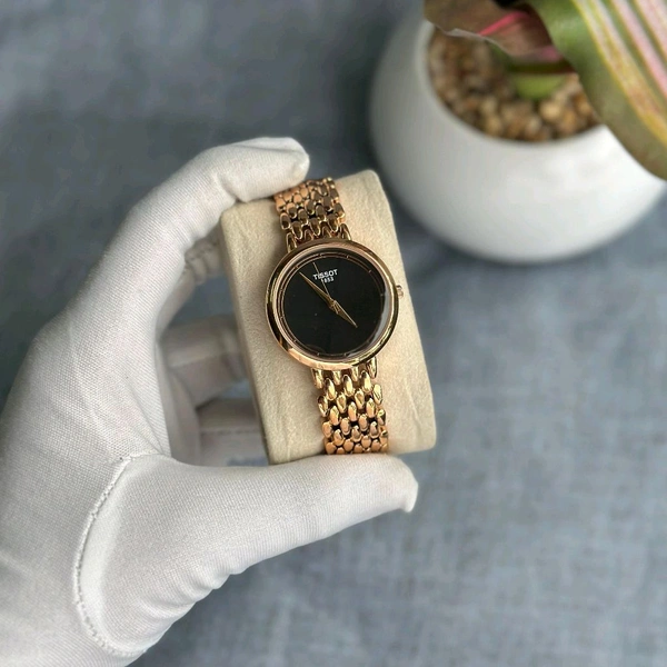 Most Demanded Analog Quartz Movement Collection With High Quality Strap Best finishing Body & Case - Black