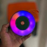 Clip 3 Portable Bluetooth Speaker Dynamic Thunder Sound 1200MAH Battery RGB 5 W Bluetooth Speaker Multicolor, Stereo Channel - Green