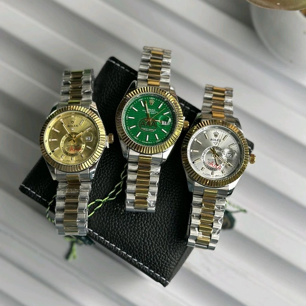 Men’s Classic Analog Watch – Elegant Dial, Date Display, Chronograph Working – Formal & Casual Wear - Gold