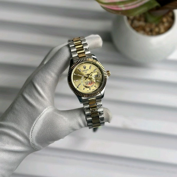 Men’s Classic Analog Watch – Elegant Dial, Date Display, Chronograph Working – Formal & Casual Wear - Gold
