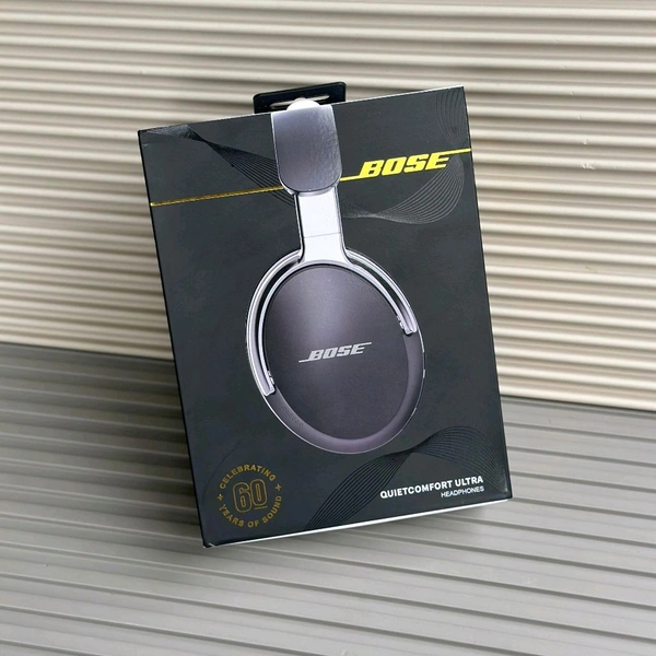First Time In India | Bluetooth On Ear Headphones with Mic with 6 Hours Battery Backup, Original Box Packaging 
