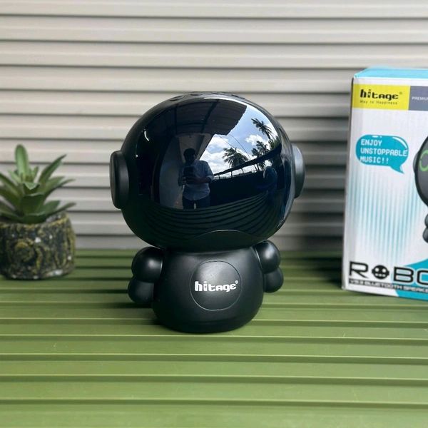 Hitage Robo 8W Bluetooth Speaker with RGB Lights, FM & USB Support
 - Black