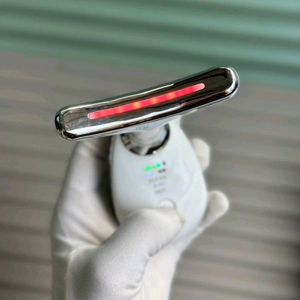 ES-1081 Intense Pulsed Light Wrinkle Reducing Instrument | Skin Tightening & Anti-Aging Device