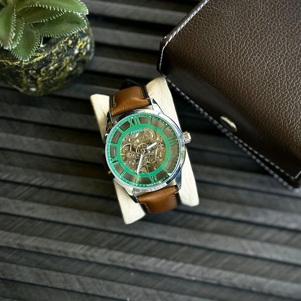 Analog Automatic Top Quality Collection With High Quality Strap Best Finishing Body & Case - White