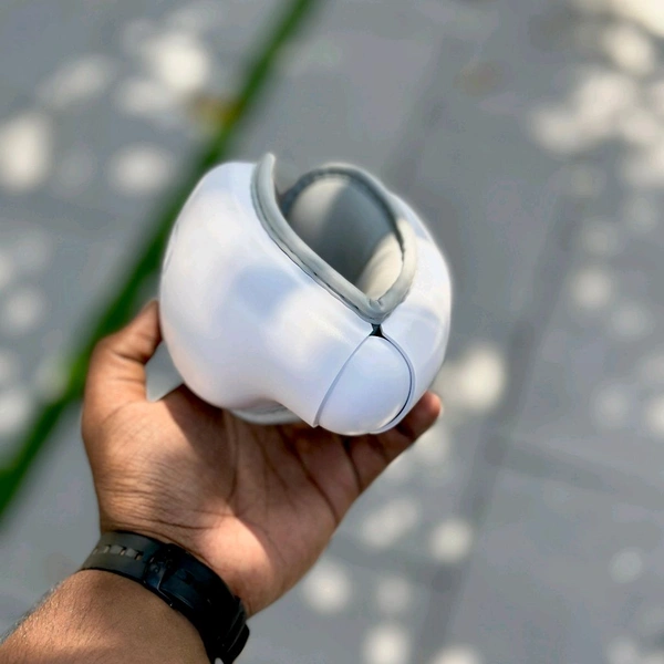 Intelligent Eye Massager – Relax, Refresh & Recharge Your Eyes