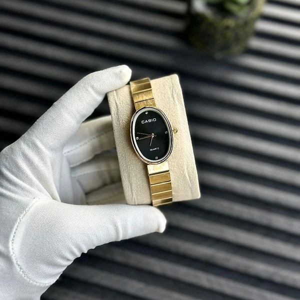 Analog Slim High Quality Quartz Movement Watch - SRB1