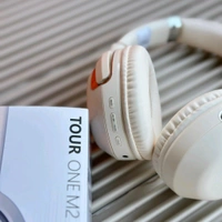 New Wireless Headphones With ANC – BT Earphone, Over Ear Headphones With Built-in Mic - Upto 8 Hours Playtime, Heavy Sound And Bass Quality, Perfect For Everyday Use - White