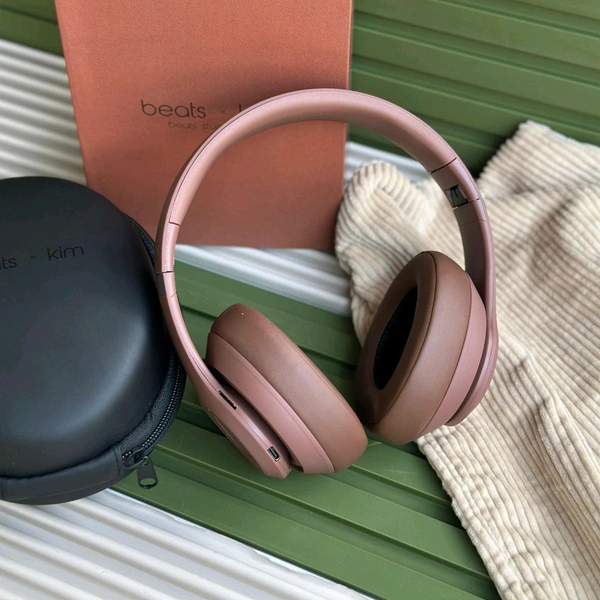 First Time In India | Bluetooth On Ear Headphones with Mic with 6 Hours Battery Backup, Original Box Packaging  - SRB1