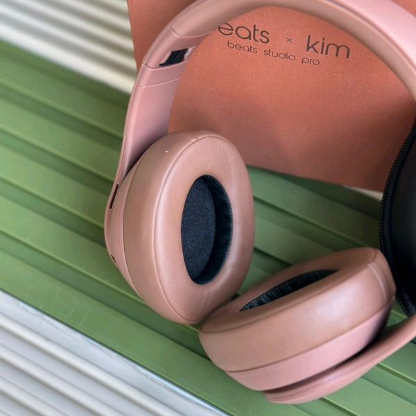 First Time In India | Bluetooth On Ear Headphones with Mic with 6 Hours Battery Backup, Original Box Packaging  - SRB1