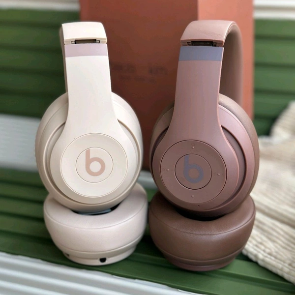 First Time In India | Bluetooth On Ear Headphones with Mic with 6 Hours Battery Backup, Original Box Packaging  - SRB2