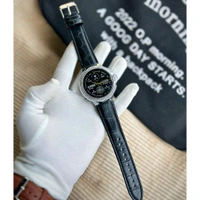 Elegant Round Smartwatch for Women – Roman Dial, Crystal Bezel, Bluetooth Calling & Health Tracking