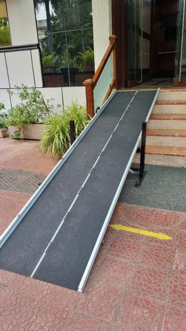 Suitcase Ramp