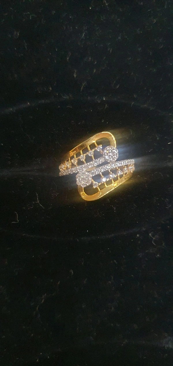 American Diamond 18kt Ladies Ring - Yellow, 15