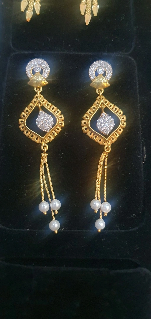 18kt Hallmarked Gold Tops - Yellow