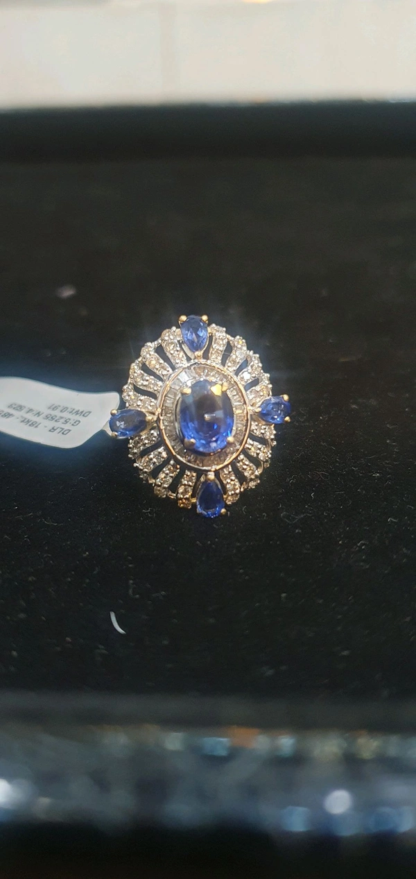 14kt Diamond Ladies Ring. 91ct 