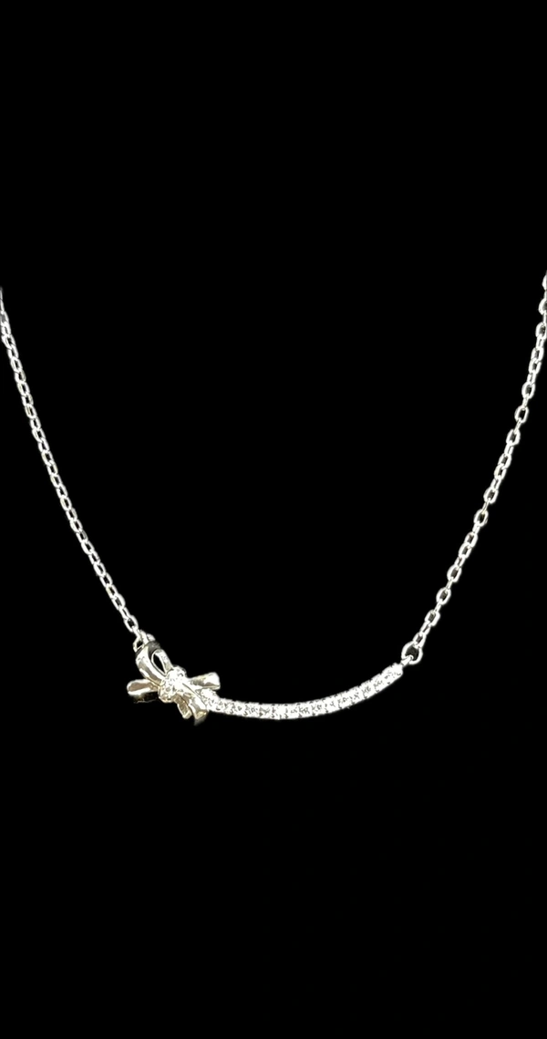 Ladies Silver Pendant With Chain - 18 Inchs, 2.8 Grams