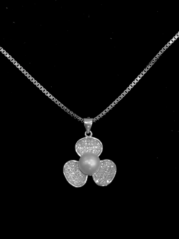 Ladies Pearl Pendant With Chain - 18 Inches, 8 Grams, 92.5 Hallmarked Steerling Silver