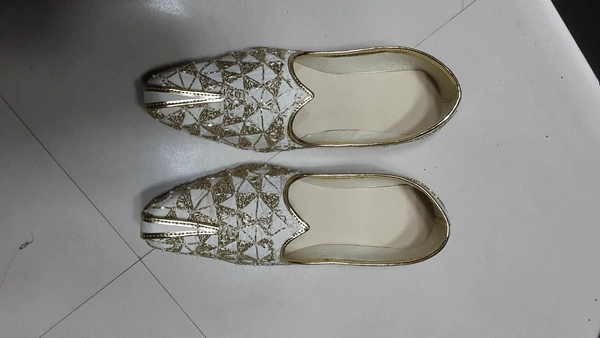 RAJWADI MOJDI - 6 7 8 9 10 11 12, GOLD