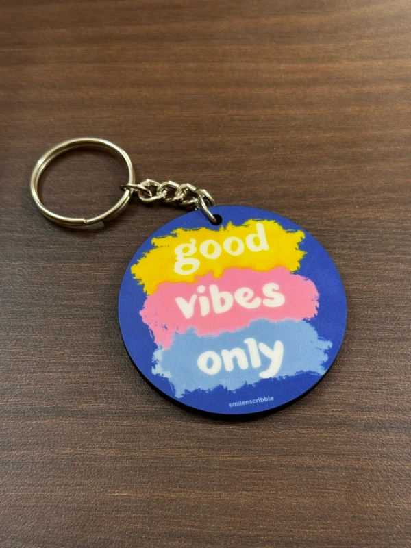 GOOD VIBES ONLY 