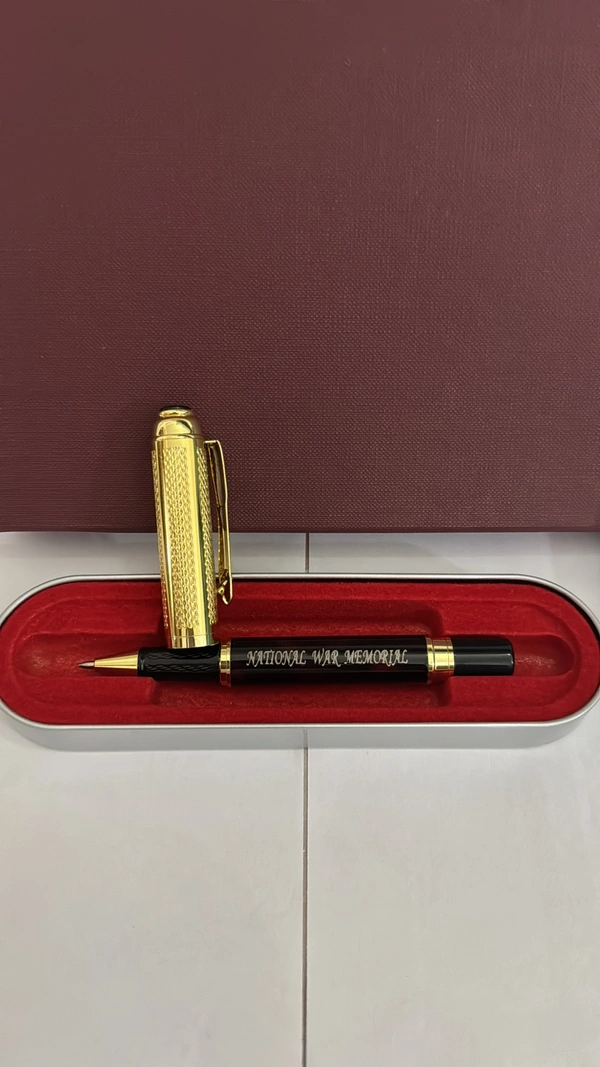 Pen
