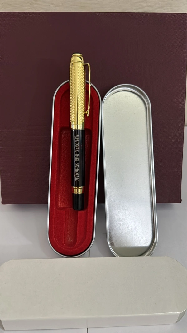 Pen