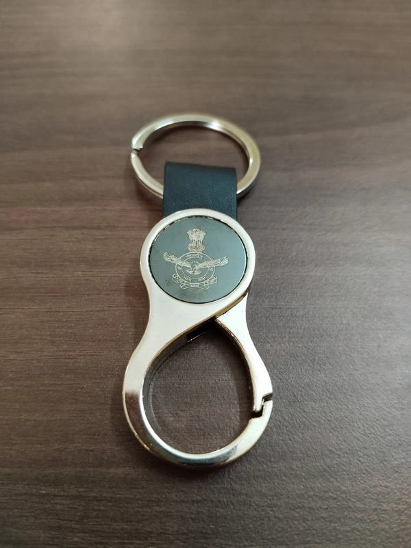 Metallic Lock hook Keychain 