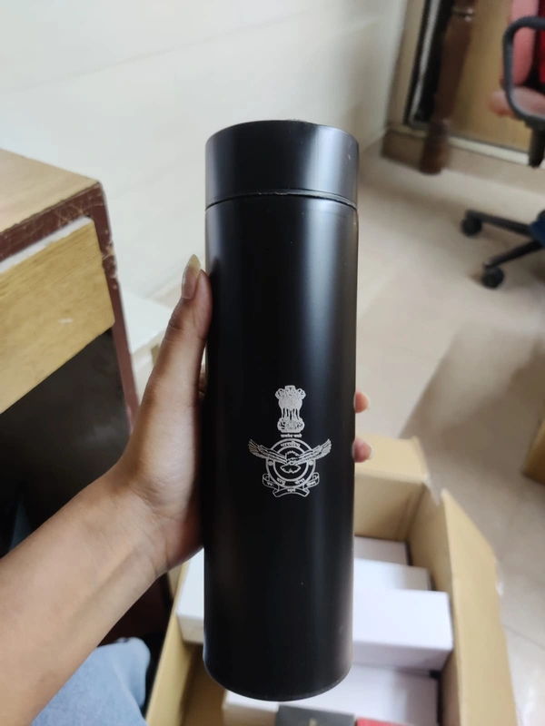 Matte Black Indian Air Force Emblem Insulated Bottle
