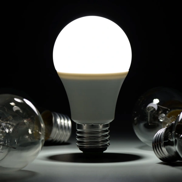 RSDD6568 EMERGENCY LED BULB 5W RECHARGEABLE EMERGENCY LED BULB FOR INDOOR & OUTDOOR USE BULB ( 1PC )
