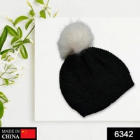 RSDD6342 Men's and Women's Skull Slouchy Winter Woolen Knitted Black Inside Fur Beanie Cap