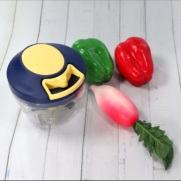 RSDD0089 Chopper With Blades For Effortlessly Chopping Vegetables And Fruits For Your Kitchen (650ml)