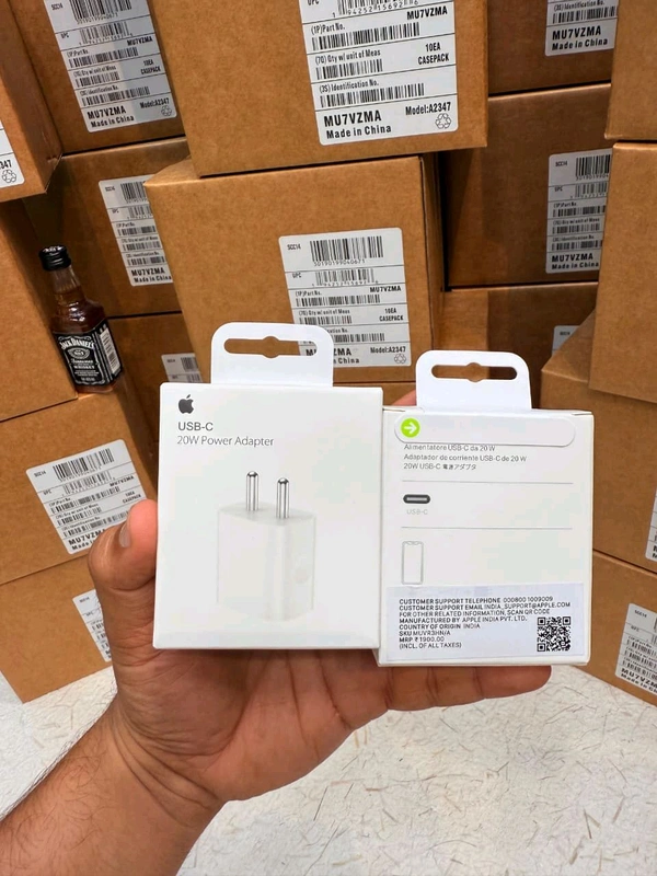 iPhone 20W Adapter New Packing Best Quality Imported - White