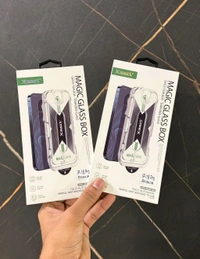 Xmart Anti Dust Applicator Magic Box Tempered Glass - iPhone 15 Plus