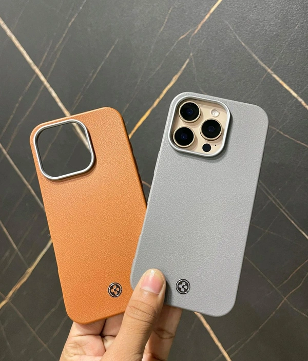 Spigen Leather Metal Design Case  - Iphone 16 proMax