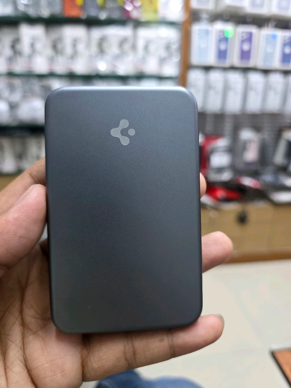 Spigen 💯% Original Wireless Power Bank 5000mAh  - Gray, Spigen PB3200
