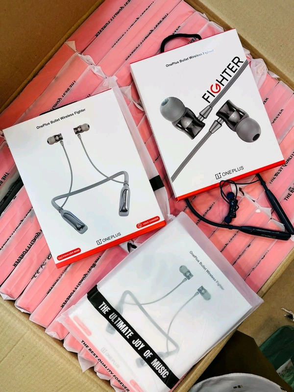 OnePlus (FIGHTER) Magnetic 🧲 On off+ENC+All Shiny Double Box 350 mah big Battery 🔋  - OnePlus Fighter Neckband